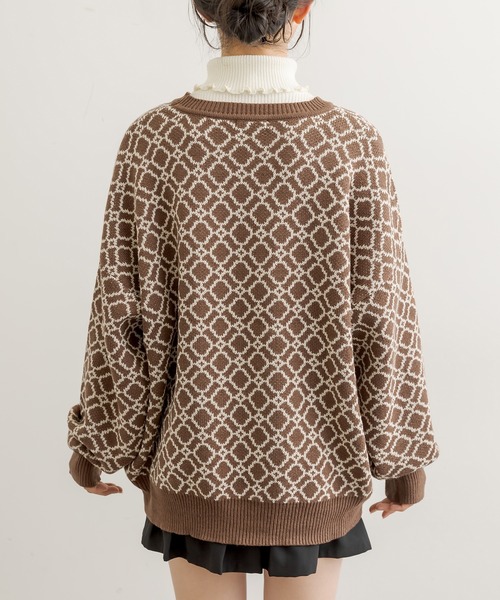 OLIVE des OLIVE（オリーブデオリーブ）の「幾何柄ジャガードチュニック（ニット/セーター・レディース・グレー/オフホワイト/ライトブラウン・FREE）」の14枚目の写真