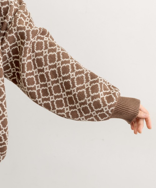 OLIVE des OLIVE（オリーブデオリーブ）の「幾何柄ジャガードチュニック（ニット/セーター・レディース・グレー/オフホワイト/ライトブラウン・FREE）」の18枚目の写真