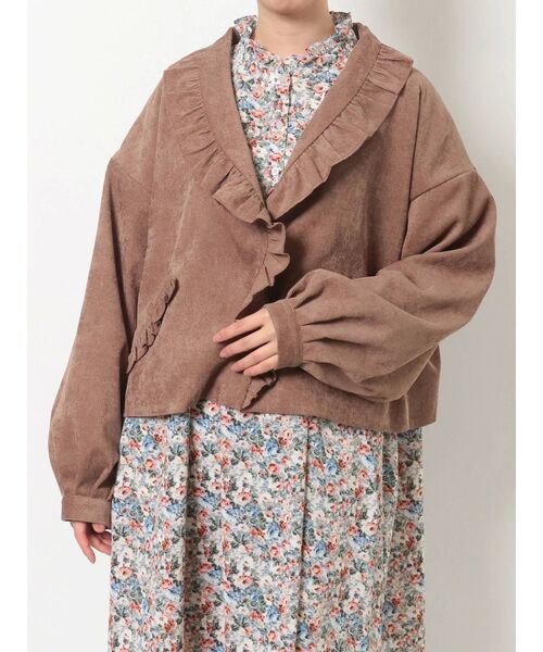 merry jenny(メリージェニー)の「フリルコールショートジャケット(その他アウター・レディース・ブラック/ベージュ/ピンク・FREE)」の4枚目の写真