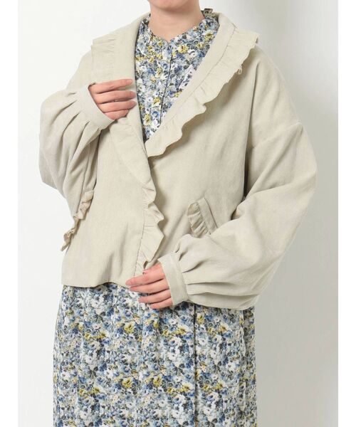 merry jenny(メリージェニー)の「フリルコールショートジャケット(その他アウター・レディース・ブラック/ベージュ/ピンク・FREE)」の5枚目の写真