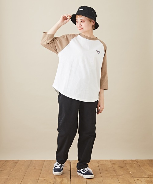 CUBE SUGAR（キューブシュガー）の「7分袖バックプリントロゴグラフィックラグランTシャツ（Tシャツ/カットソー・レディース・ホワイト系その他/グレー系その他/ブラック×グレー/ホワイト×ブラック・M）」の12枚目の写真