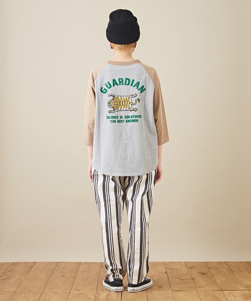 CUBE SUGAR（キューブシュガー）の「7分袖バックプリントロゴグラフィックラグランTシャツ（Tシャツ/カットソー・レディース・ホワイト系その他/グレー系その他/ブラック×グレー/ホワイト×ブラック・M）」の17枚目の写真