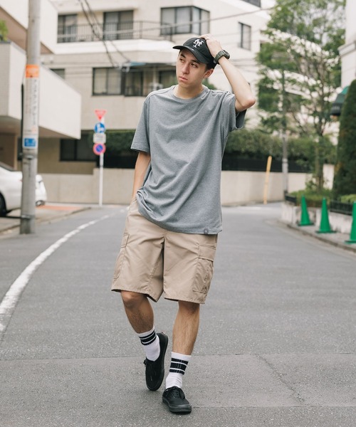 NEW ERA(ニューエラ)の「NEW ERA/ニューエラ MEN'S S/S TEE シンプルワンポイント オーバーサイズ 無地 ロゴT 半袖Tシャツ(Tシャツ/カットソー・メンズ・ホワイト/ブラック/ヘザーグレー/レッド/ダークグリーン/ネイビー/ロイヤルブルー・M/L/XL/S)」の8枚目の写真