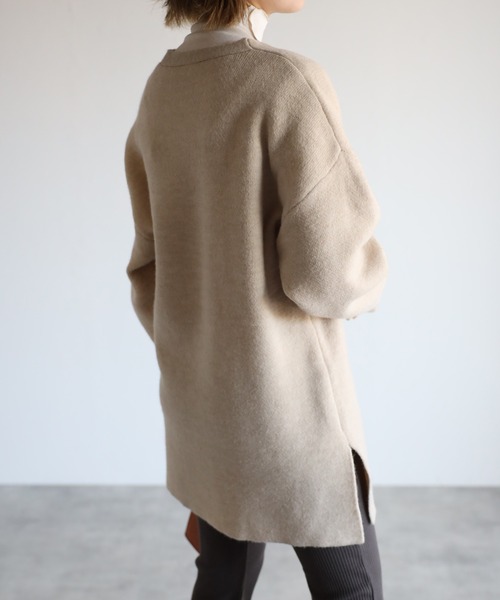 r.（アールドット）の「アンゴラタッチバイカラーVネックニット（ニット/セーター・レディース・ライトベージュ/グリーン/ブルー/ライトブルー/イエロー/ピンク・FREE）」の16枚目の写真