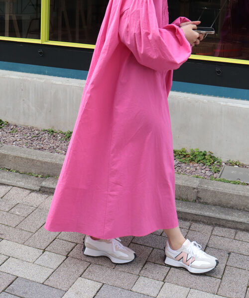 fredy emue(フレディエミュ)の「袖ボリューム ロングワンピース(ワンピース・レディース・オフホワイト/ピンク/ブラック・38)」の20枚目の写真