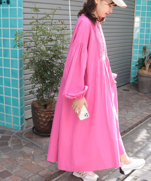 fredy emue(フレディエミュ)の「袖ボリューム ロングワンピース(ワンピース・レディース・オフホワイト/ピンク/ブラック・38)」の12枚目の写真