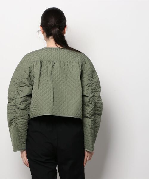 LA PEAU DE GEM(ラポドゥジェム)の「【LA PEAU DE GEM】キルティングブルゾン(ブルゾン・レディース・カーキ/アイボリー・FREE)」の17枚目の写真