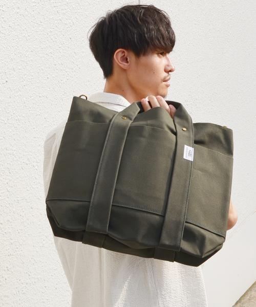 SHIPS（シップス）の「AMIACALVA: ニュー 3way トートバッグ（Sサイズ）■（トートバッグ・メンズ・ブラック/ライトホワイト/ネイビー/ブルー/その他/ダークオリーブ・ONE SIZE）」の4枚目の写真