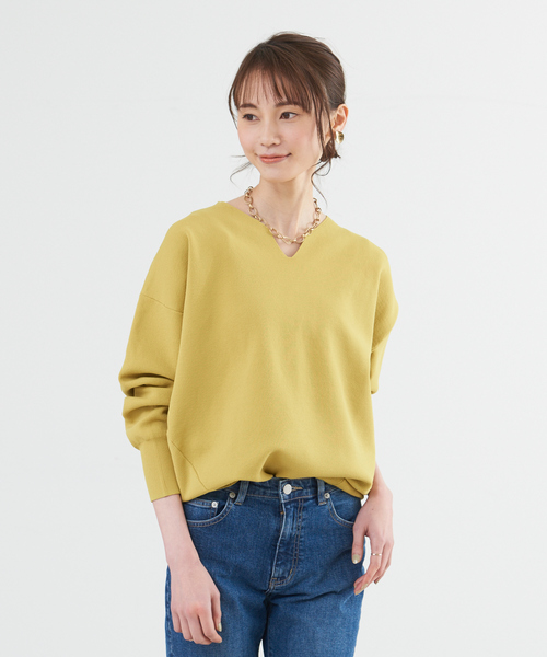 abahouse mavie（アバハウスマヴィ）の「ﾎﾟﾘｴｽﾃﾙｷｰﾈｯｸPO（ニット/セーター・レディース・セージグリーン/ブラック/イエロー/ホワイト・フリー）」の4枚目の写真