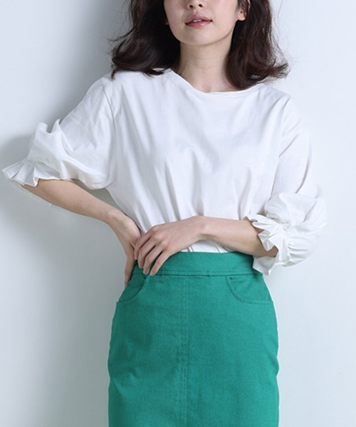 RANAN（ラナン）の「〈Beautiful Cotton　綿100％〉UVカット/接触冷感　ボリュームタックスリーブカットソー（Tシャツ/カットソー・レディース・モカ/オフホワイト/ブラック/ライトグレー/グリーン・LL/L/M）」の2枚目の写真