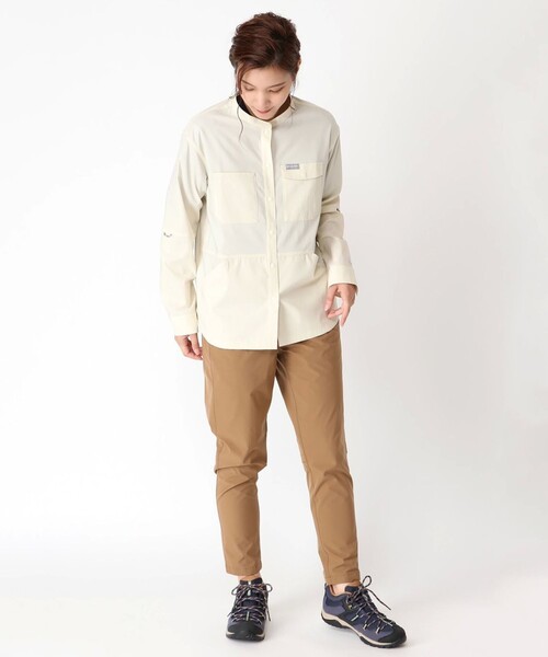 Columbia(コロンビア)の「ウィメンズセカンドヒルロングスリーブシャツ(シャツ/ブラウス・レディース・スカイブルー/アイボリー/ベージュ・L/LL/S/M)」の4枚目の写真