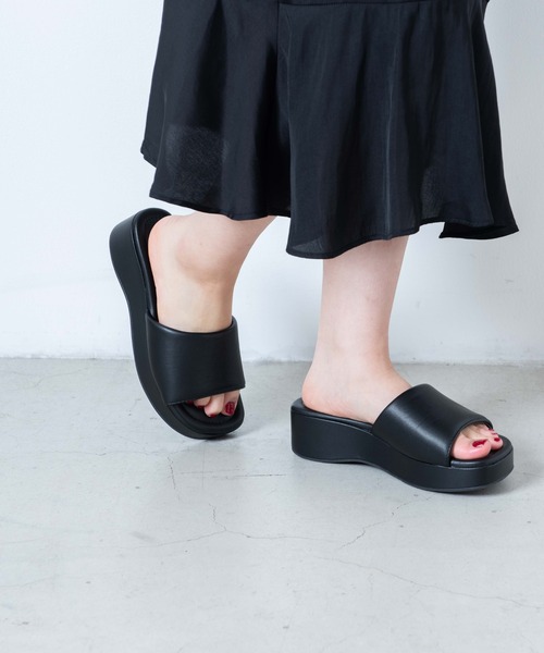 WEGO（ウィゴー）の「WEGO/厚底ミュールサンダル（サンダル・レディース・ブラック/オフホワイト/ピンク/グリーン・MEDIUM/LARGE）」の21枚目の写真