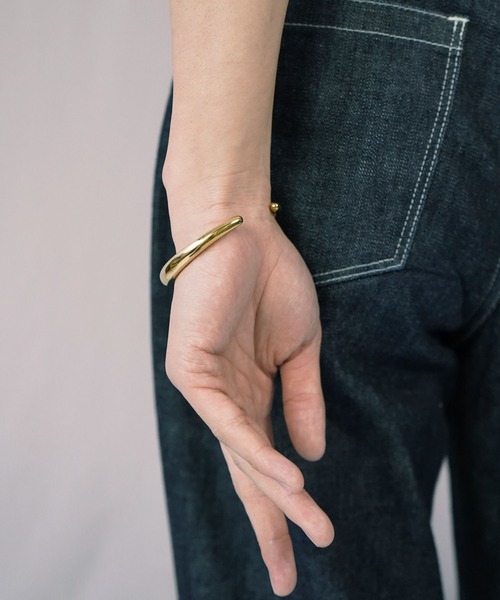 Vaya Con Dios(ヴァヤコンディオス)の「B71 stainless - Adams bangle(バングル/リストバンド・メンズ・ゴールド/シルバー・FREE)」の17枚目の写真