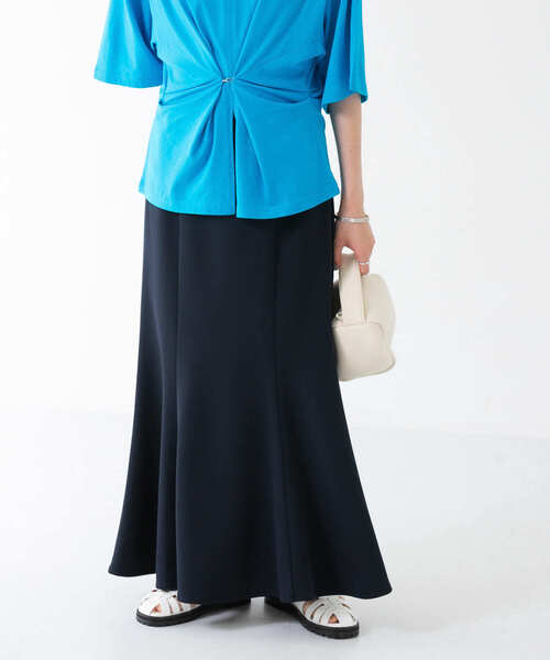 KBF(ケイビーエフ)の「マーメイドラインスカート(スカート・レディース・グリーン/イエロー/ネイビー・ONE)」の3枚目の写真