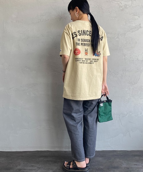 The Endless Summer（エンドレスサマー）の「[THE ENDLESS SUMMER/エンドレスサマー] 別注 BUHI アーチロゴバックプリントTシャツ（Tシャツ/カットソー・レディース・ベージュ/ホワイト/サックスブルー・S/M/L/XL）」の17枚目の写真