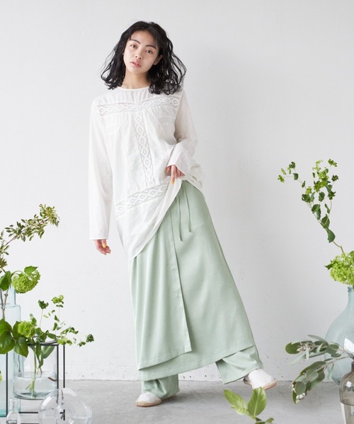 HERMES リボンプリント　Tシャツ　グレージュリボン　XLサイズ Libra Cue（リブラ キュー）の「インド綿100%、ドビードット