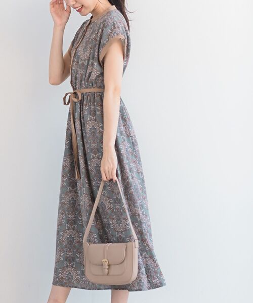 rps（アールピーエス）の「フレンチスリーブプリントワンピース（ワンピース・レディース・ブラック/グレー/オフホワイト/ブルー/グリーン・M）」の7枚目の写真