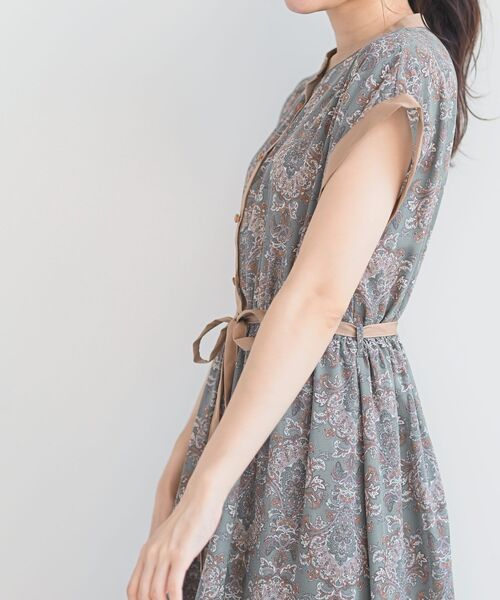 rps（アールピーエス）の「フレンチスリーブプリントワンピース（ワンピース・レディース・ブラック/グレー/オフホワイト/ブルー/グリーン・M）」の11枚目の写真