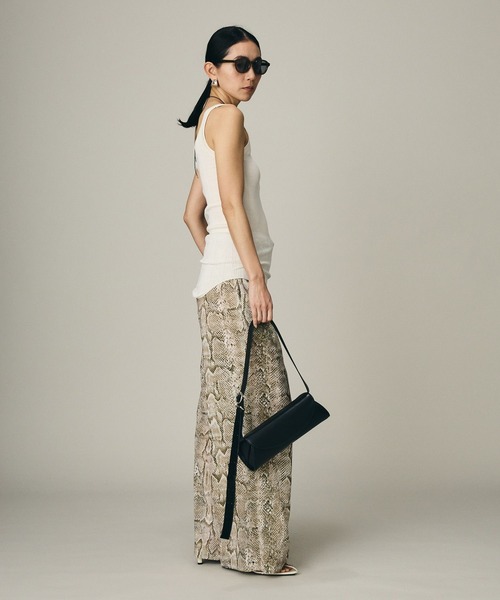 Chaos（カオス）の「Chaos(カオス)/◇3/4坪田あさみさんIGLIVE紹介アイテム◇シルクマルドウタンクトップ（タンクトップ・レディース・ブラック/ベージュ系その他/チャコールグレー/ブラウン系その他/ホワイト・FREE）」の7枚目の写真