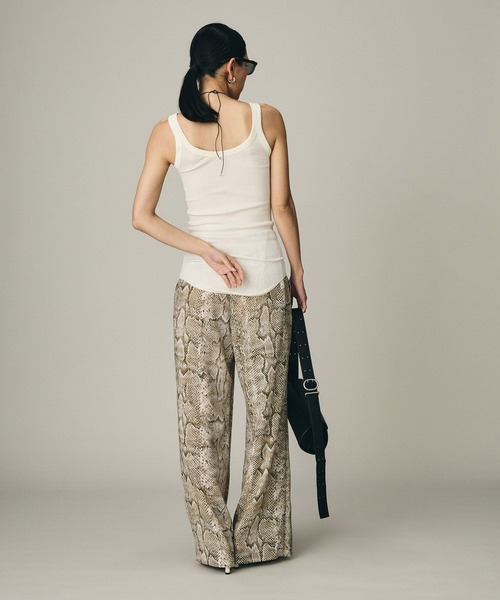 Chaos（カオス）の「Chaos(カオス)/◇3/4坪田あさみさんIGLIVE紹介アイテム◇シルクマルドウタンクトップ（タンクトップ・レディース・ブラック/ベージュ系その他/チャコールグレー/ブラウン系その他/ホワイト・FREE）」の8枚目の写真