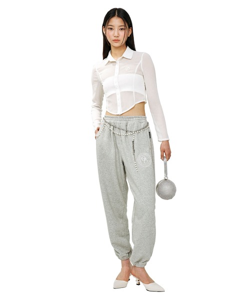 oddoneout(オッドワンアウト)の「A'GEM/9 × .kom『ODD ONE OUT/オッドワンアウト』See-through layered shirts/シースルーシャツ&キャミソールレイヤード SET(シャツ/ブラウス・レディース・ホワイト/ライトグリーン・FREE)」の3枚目の写真