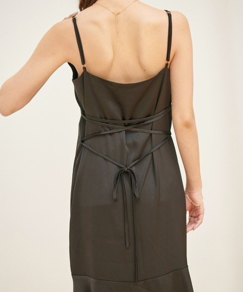 VIOLETTA（ヴィオレッタ）の「サテンキャミワンピース（ワンピース・レディース・ブラック/ベージュ・FREE）」の9枚目の写真