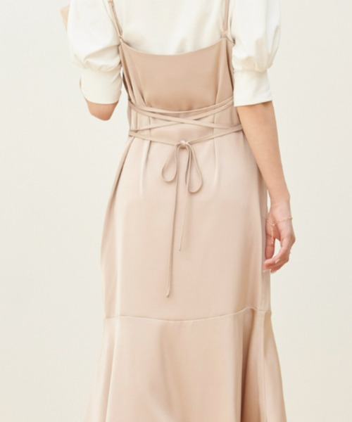 VIOLETTA（ヴィオレッタ）の「サテンキャミワンピース（ワンピース・レディース・ブラック/ベージュ・FREE）」の17枚目の写真