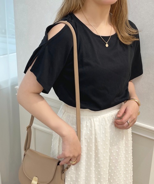 apres jour（アプレジュール）の「スリットスリーブTシャツ【ZOZOTOWN限定アイテム】（Tシャツ/カットソー・レディース・ブラック/オフホワイト/グリーン/ライトピンク・X-LARGE/フリー）」の20枚目の写真