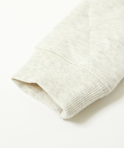 devirock（デビロック）の「キルティングニット トレーナー（スウェット・キッズ・オートミール/カーキ/スミクロ/モカ/ピンクベージュ・120cm/150cm/160cm/140cm/130cm/100cm/110cm）」の12枚目の写真