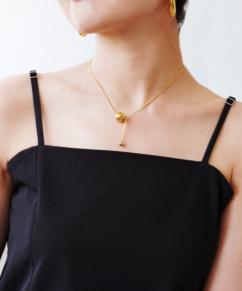 IAMUSE(アイアミューズ)の「金属アレルギー対応 スネークチェーンボールトップネックレス S0741【IAMUSE】(ネックレス・レディース・シルバー/ゴールド・FREE)」の14枚目の写真
