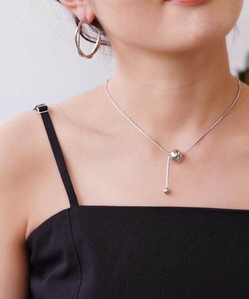IAMUSE(アイアミューズ)の「金属アレルギー対応 スネークチェーンボールトップネックレス S0741【IAMUSE】(ネックレス・レディース・シルバー/ゴールド・FREE)」の19枚目の写真