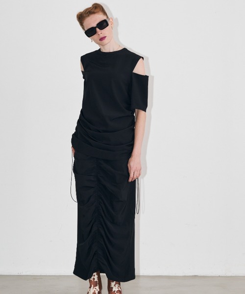 Solace（ソレイス）の「センターシャーリングスカート（スカート・レディース・ブラック/ピンク・MEDIUM/LARGE）」の11枚目の写真