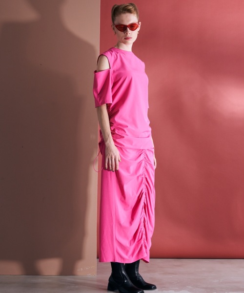 Solace（ソレイス）の「センターシャーリングスカート（スカート・レディース・ブラック/ピンク・MEDIUM/LARGE）」の5枚目の写真