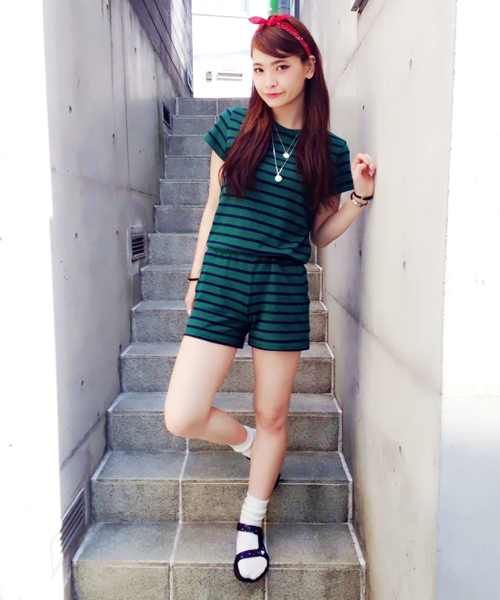 X-girl（エックスガール）の「【Zipper夏号掲載】SUMMER ROMPERS（つなぎ/オールインワン・レディース・マルチ/ブラック/グリーン・1/2）」の2枚目の写真