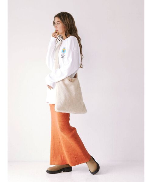 Ungrid（アングリッド）の「NY(new york city)別注 ロゴロングスリーブTee（Tシャツ/カットソー・レディース・オフホワイト/ピンク/ライトグレー・FREE）」の21枚目の写真