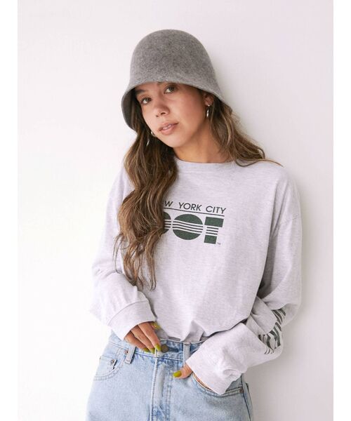 Ungrid（アングリッド）の「NY(new york city)別注 ロゴロングスリーブTee（Tシャツ/カットソー・レディース・オフホワイト/ピンク/ライトグレー・FREE）」の4枚目の写真