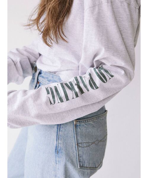 Ungrid（アングリッド）の「NY(new york city)別注 ロゴロングスリーブTee（Tシャツ/カットソー・レディース・オフホワイト/ピンク/ライトグレー・FREE）」の17枚目の写真