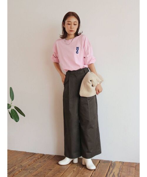 Ungrid（アングリッド）の「NY(new york city)別注 ロゴロングスリーブTee（Tシャツ/カットソー・レディース・オフホワイト/ピンク/ライトグレー・FREE）」の18枚目の写真