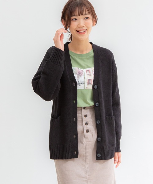 Honeys(ハニーズ)の「Vネックカーデ(カーディガン/ボレロ・レディース・ブラック/ダークグリーン/ブラウン/杢グレー/ベージュ系その他/ダークブルー/グリーン・LL/S/M/L)」の2枚目の写真