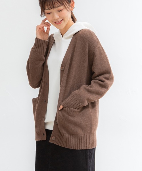 Honeys(ハニーズ)の「Vネックカーデ(カーディガン/ボレロ・レディース・ブラック/ダークグリーン/ブラウン/杢グレー/ベージュ系その他/ダークブルー/グリーン・LL/S/M/L)」の21枚目の写真