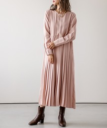 プリーツカラーワンピース