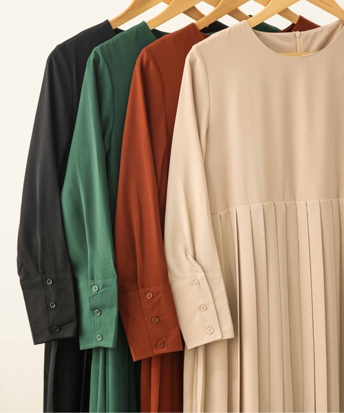 AMELY(エミリー)の「プリーツカラーワンピース(ワンピース・レディース・テラコッタ/グリーン/ベージュ/ブラック/ベージュ系その他/ライトグレー/ピンク/ネイビー・M/L)」の21枚目の写真