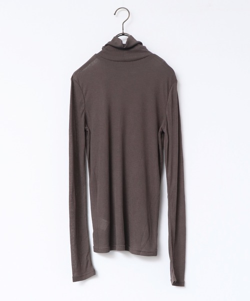 hunch(ハンチ)の「シアーカットリブゆるタートルカットソー (Tシャツ/カットソー・レディース・ブルー/レッド/ブラック/グレー/オフホワイト・FREE)」の22枚目の写真