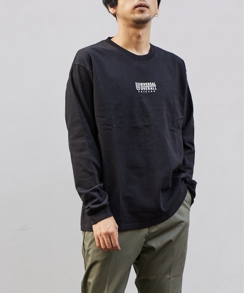 UNIVERSAL OVERALL（ユニバーサルオーバーオール）の「ユニバーサルオーバーオールロゴ ロンT【CENTER LOGO L/S】（Tシャツ/カットソー・メンズ・ダークグリーン/ブラック/ホワイト/ライトグリーン/オートミール・M/L/XL/S）」の8枚目の写真