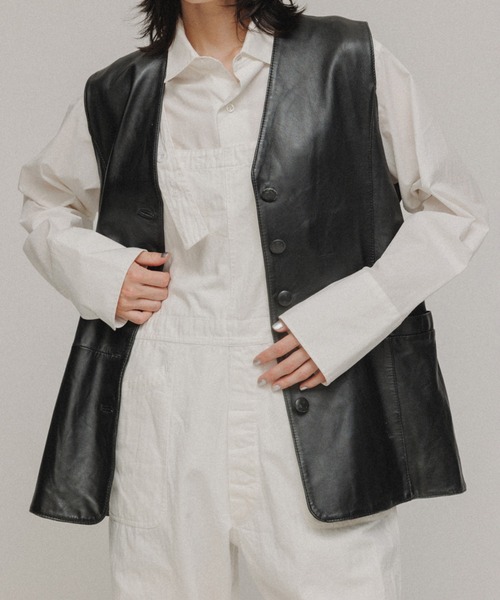 M TO R（ムウトアール）の「［BLOUSE］LONG CUFFS SHIRT（シャツ/ブラウス・レディース・ホワイト/ブラック系その他/ブルー系その他4・38/40）」の2枚目の写真