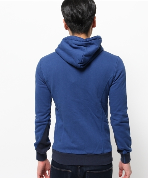 ESTNATION(エストネーション)の「AKM パーカー(パーカー・メンズ・グレー/ブルー・LARGE/MEDIUM)」の5枚目の写真