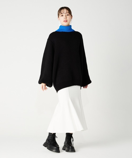 PUNYUS(プニュズ)の「バイカラータートルネックニット(ニット/セーター・レディース・ブラック/ネイビー/グリーン・3/4)」の20枚目の写真