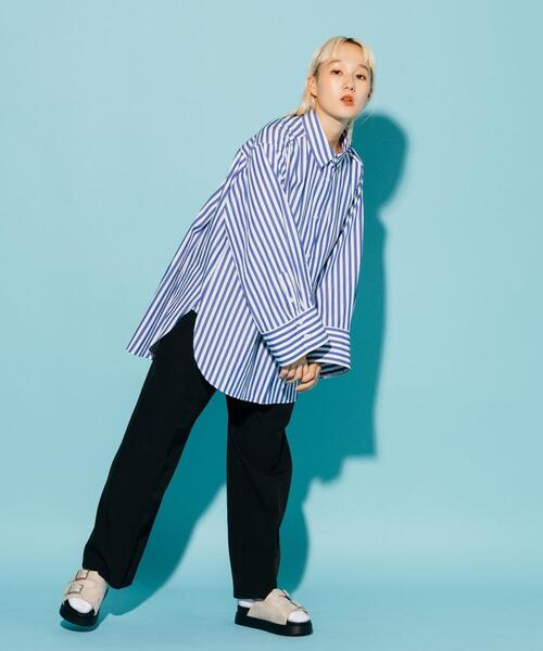 CITEN(シテン)の「<CITEN>ダブル ビッグバックル サンダル(サンダル・レディース・コバルトブルー/ライトグレー/ブラック・S/M/L)」の14枚目の写真