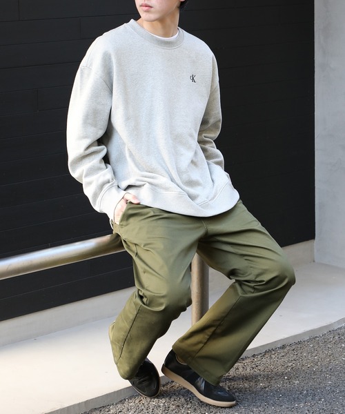 Calvin Klein(カルバン・クライン)の「【Calvin Klein】Calvin Kleinワンポイントロゴクルーネックスウェット 40HM255(スウェット・メンズ・グレー/ブラック/ホワイト/ダークグレー/ベージュ・S/M/L)」の17枚目の写真