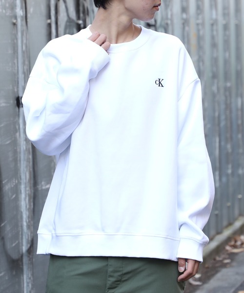 Calvin Klein(カルバン・クライン)の「【Calvin Klein】Calvin Kleinワンポイントロゴクルーネックスウェット 40HM255(スウェット・メンズ・グレー/ブラック/ホワイト/ダークグレー/ベージュ・S/M/L)」の8枚目の写真